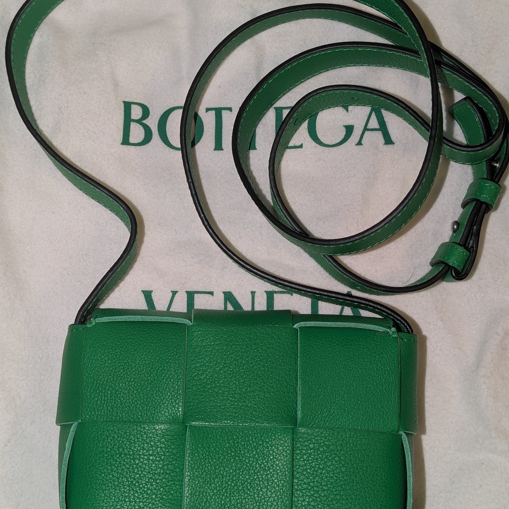 Bottega Veneta Green Leather Women's Bag